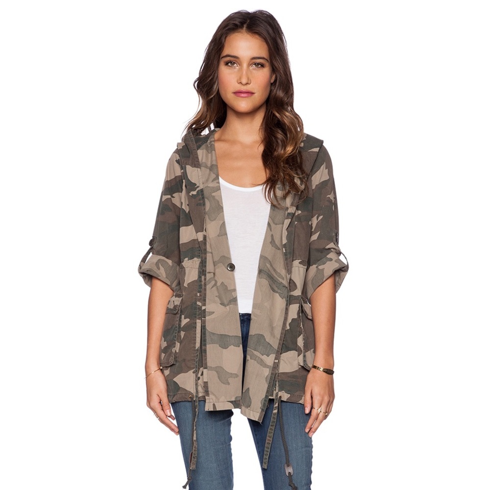 🍁SOLD🍁 Capulet Hooded Camouflage Parka
